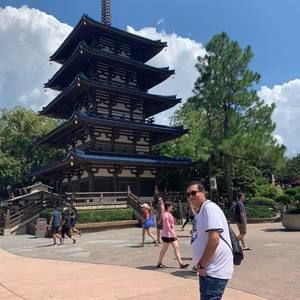 Meet your Posher, Camilo